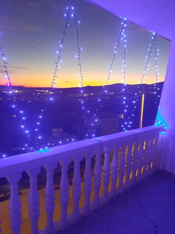 Apartment Natali Kaštel Stari Екстериор снимка