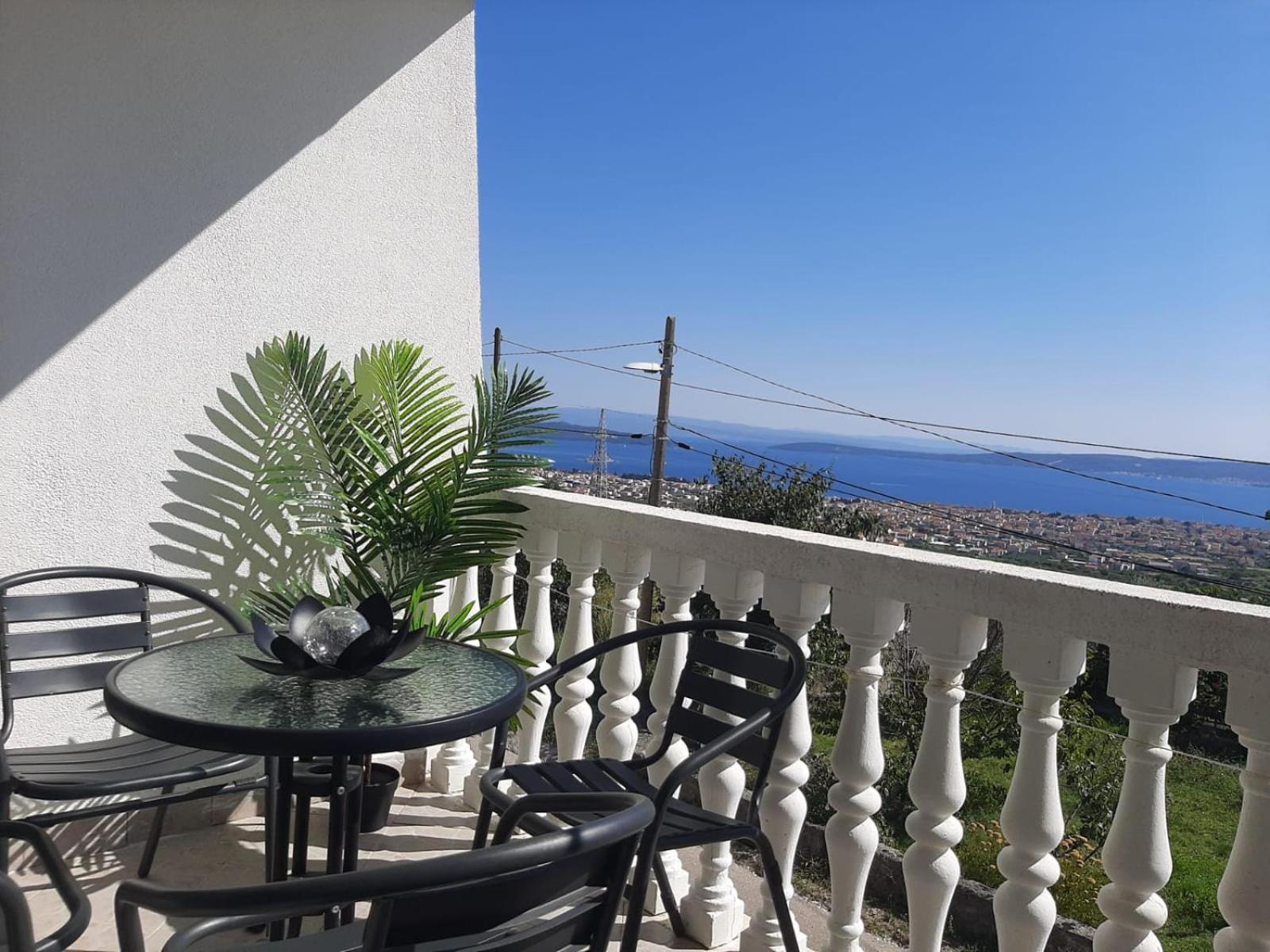 Apartment Natali Kaštel Stari Екстериор снимка