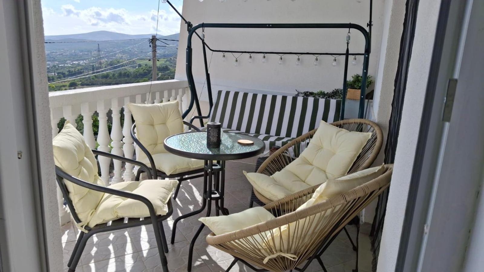Apartment Natali Kaštel Stari Екстериор снимка